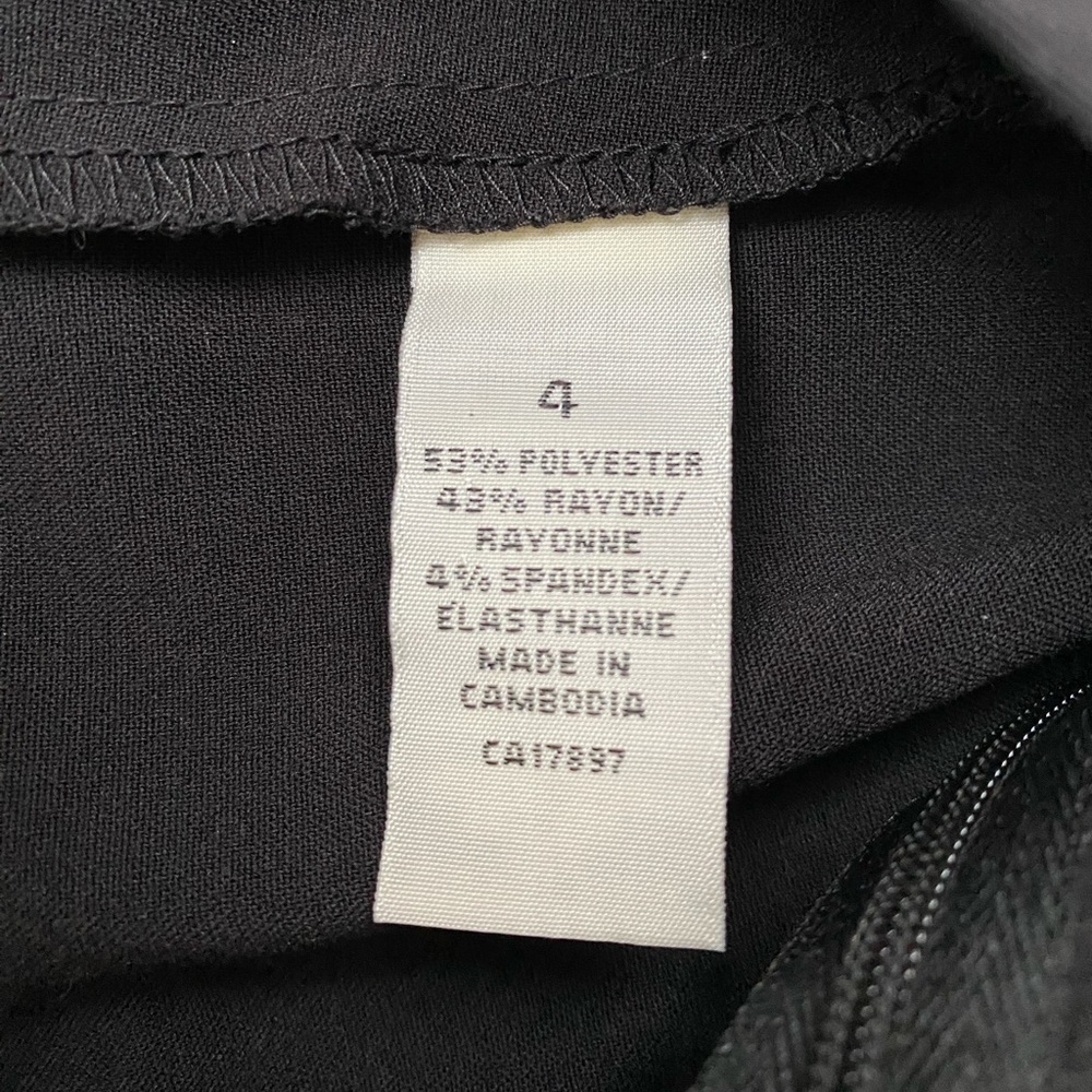 Old Navy Black Pencil Skirt NWT - Picture 9 of 9